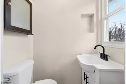 106 Freeman Ave, East Orange, NJ 07018 - Photo 22