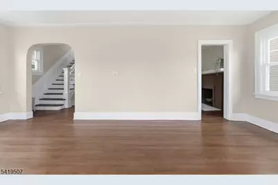 106 Freeman Ave, East Orange, NJ 07018 - Photo 6