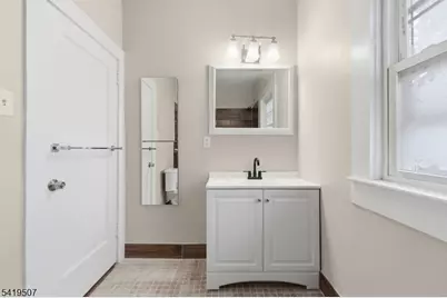 106 Freeman Ave, East Orange, NJ 07018 - Photo 26