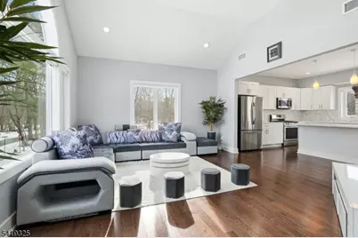 2 Linden Ave, Lincoln Park, NJ 07035 - Photo 6