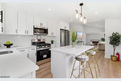 317 Ledden Ter, South Plainfield, NJ 07080 - Photo 14