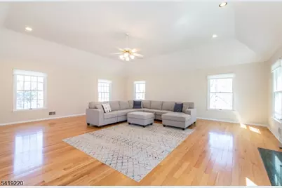 43 Wilkeshire Blvd, Randolph Township, NJ 07869 - Photo 16