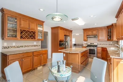 43 Wilkeshire Blvd, Randolph Township, NJ 07869 - Photo 14