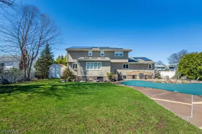 19 Caryn Place, Fairfield, NJ 07004 - Photo 38