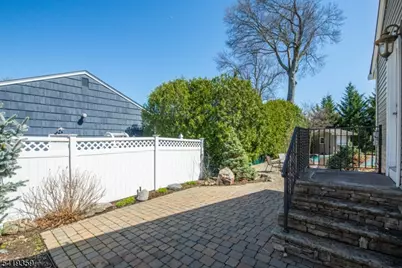 19 Caryn Place, Fairfield, NJ 07004 - Photo 42