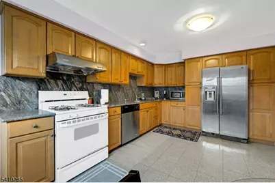 3 Page Pl, Livingston, NJ 07039 - Photo 14