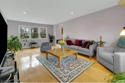 3 Page Pl, Livingston, NJ 07039 - Photo 8