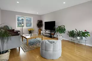 3 Page Pl, Livingston, NJ 07039 - Photo 6