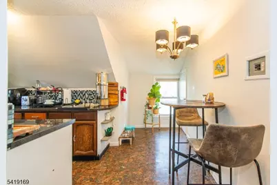 530 Up Mountain Avenue, Montclair, NJ 07043 - Photo 32