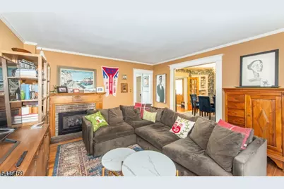 530 Up Mountain Avenue, Montclair, NJ 07043 - Photo 12