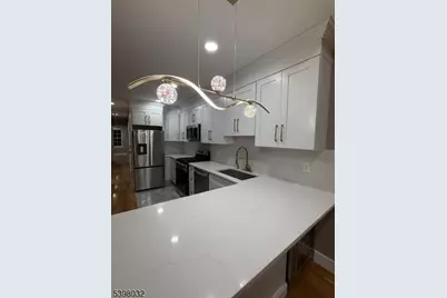 13 Brook St, Belleville, NJ 07109 - Photo 4