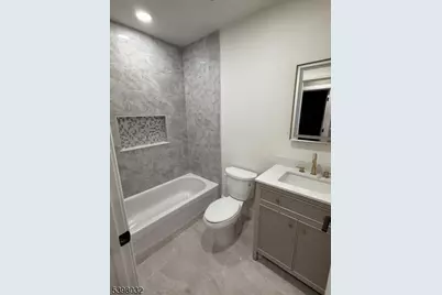 13 Brook St, Belleville, NJ 07109 - Photo 16