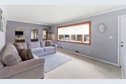 116 Rafkind Rd, Bloomingdale, NJ 07403 - Photo 12