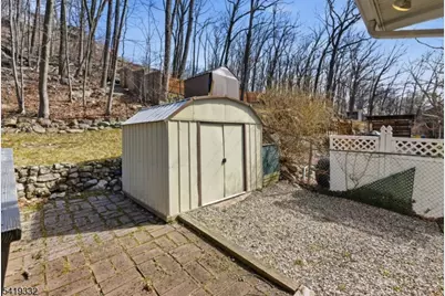 116 Rafkind Rd, Bloomingdale, NJ 07403 - Photo 42