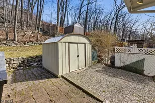 116 Rafkind Rd, Bloomingdale, NJ 07403 - Photo 42