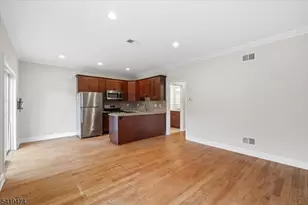 35 Bellows Ln, Montville Township, NJ 07082 - Photo 8