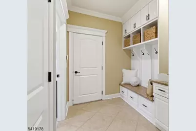 4 Michele Crossing, Raritan Township, NJ 08822 - Photo 14
