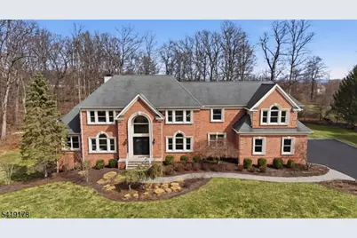 4 Michele Crossing, Raritan Township, NJ 08822 - Photo 1