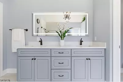 4 Michele Crossing, Raritan Township, NJ 08822 - Photo 30