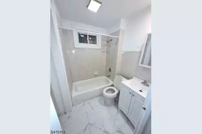 51 Lincoln Pl, Irvington, NJ 07111 - Photo 6