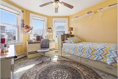 272 Oswald Pl, Union Township, NJ 07088 - Photo 14