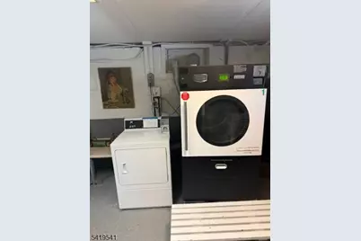 1624 Valley St, Fort Lee, NJ 07024 - Photo 12