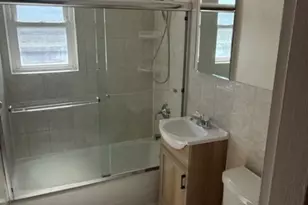 1624 Valley St, Fort Lee, NJ 07024 - Photo 10