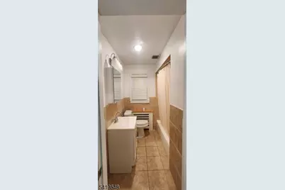 164 Oak St #1A, Paterson, NJ 07501 - Photo 6