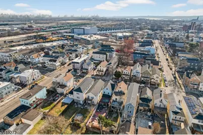 136 Smith St, Elizabeth, NJ 07201 - Photo 38