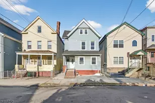 136 Smith St, Elizabeth, NJ 07201 - Photo 1