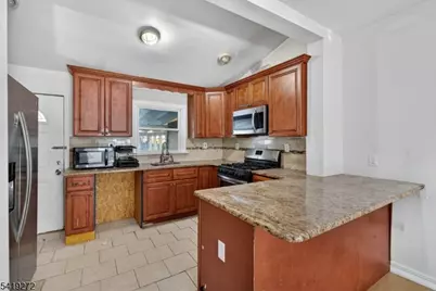 136 Smith St, Elizabeth, NJ 07201 - Photo 10