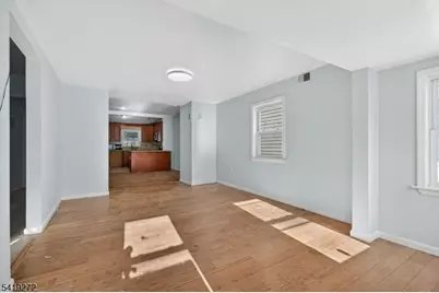 136 Smith St, Elizabeth, NJ 07201 - Photo 4