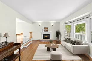 42 Arden Ct, Berkeley Heights Township, NJ 07922 - Photo 4