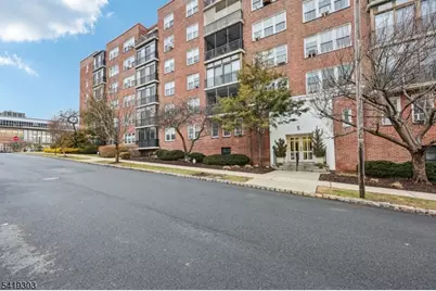 5 Roosevelt Pl #1E, Montclair, NJ 07042 - Photo 18