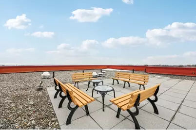 5 Roosevelt Pl #1E, Montclair, NJ 07042 - Photo 14