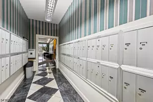 5 Roosevelt Pl, Montclair, NJ 07042 - Photo 16