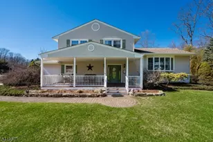 27 Adams Dr, Ogdensburg, NJ 07439 - Photo 1