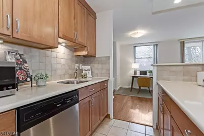 530 Valley Rd - #3L, Montclair, NJ 07043 - Photo 14