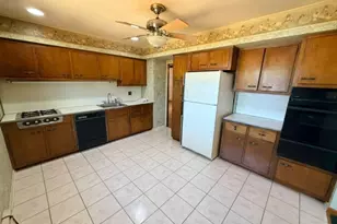 32 Lake Dr, Parsippany, NJ 07005 - Photo 6