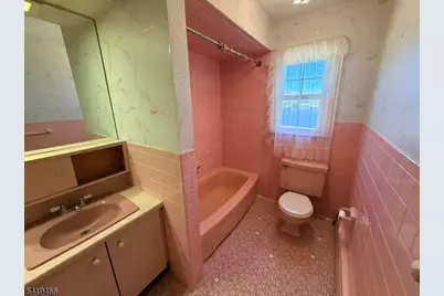 32 Lake Dr, Parsippany, NJ 07005 - Photo 18