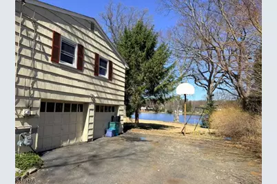 32 Lake Dr, Parsippany, NJ 07005 - Photo 40