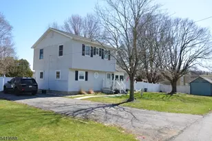 8 Millbrook Rd, Franklin Township, NJ 07882 - Photo 2