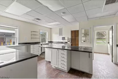 530 Ea Main St Unit 5B, Chester, NJ 07930 - Photo 6