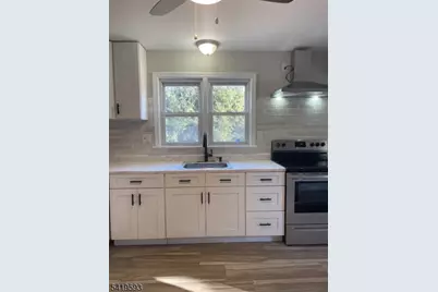 246 Beaverbrook Rd, Lincoln Park, NJ 07035 - Photo 2