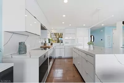 9 Balsam Pkwy, Sparta Township, NJ 07871 - Photo 8