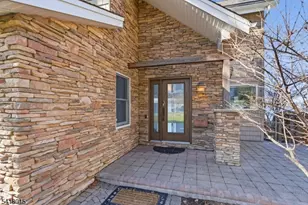 9 Balsam Pkwy, Sparta Township, NJ 07871 - Photo 4