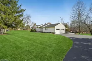 91 Sycamore Ave, Bridgewater, NJ 08807 - Photo 2