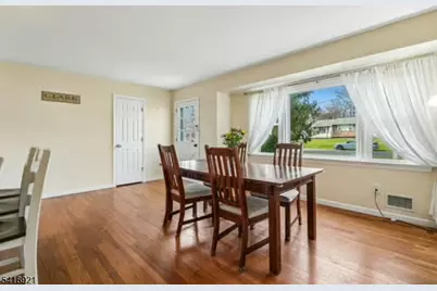 91 Sycamore Ave, Bridgewater, NJ 08807 - Photo 4