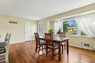 91 Sycamore Ave, Bridgewater, NJ 08807 - Photo 4