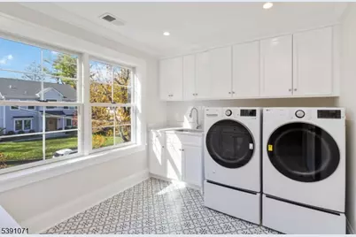 2 Whitman Dr, Chatham Township, NJ 07928 - Photo 36